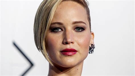 jenn8fer lawrence nude|Jennifer Lawrence NUDE Leaked Pics and PORN Video [2020。